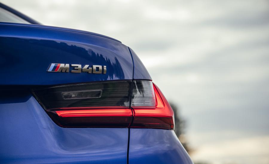 Логотип BMW M340i (G20) 2019 года  (NA) (фото 10 из 41)